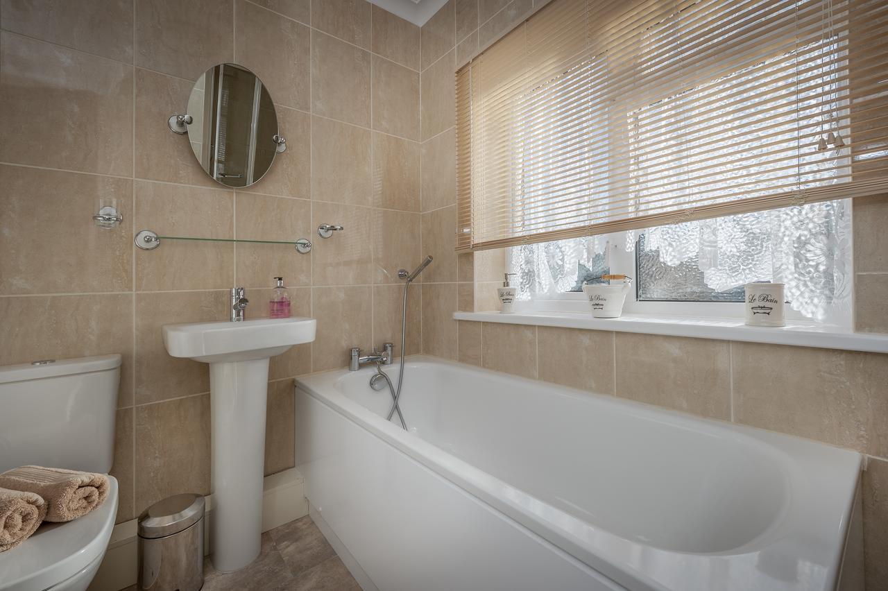 Wimborne Lodge Уимборн Минстър Екстериор снимка